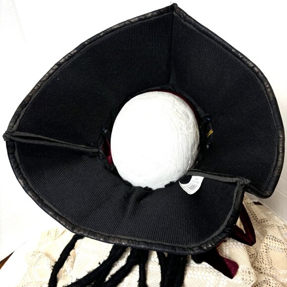 Rubies Pirate Hat with Dreds and Beads - Picture 8 of 13